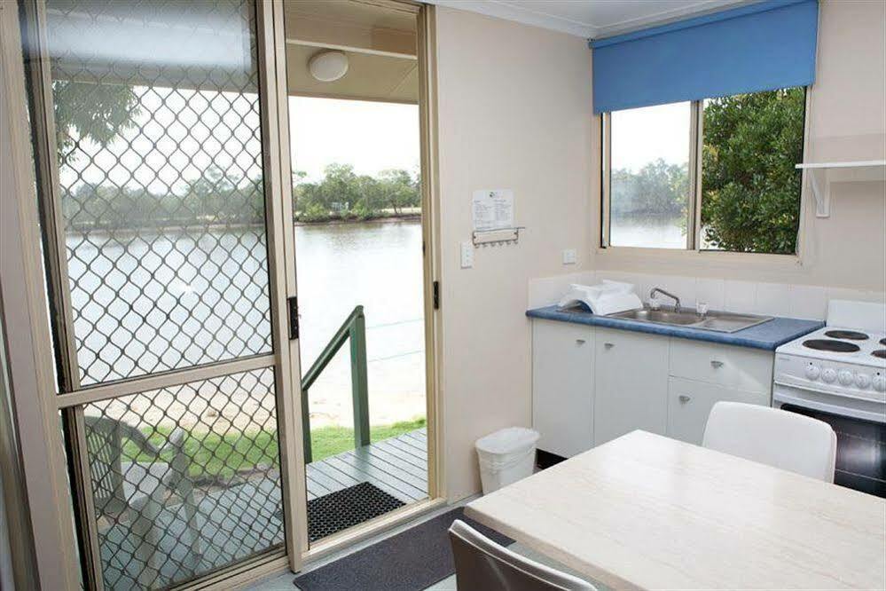 Maroochy Waterfront Motel Sunshine Coast Buitenkant foto